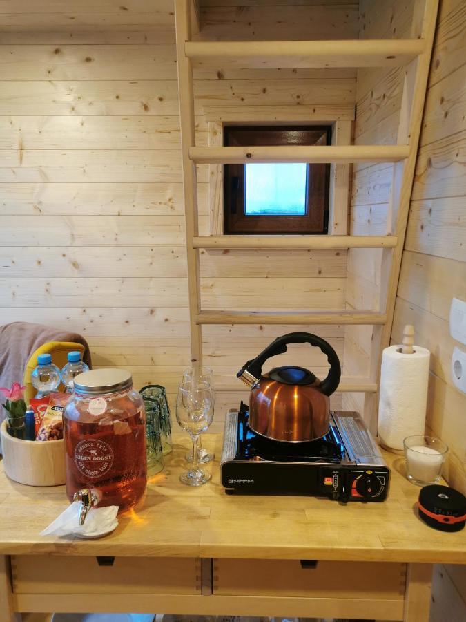Treehome Tinyhouse Střítež Bagian luar foto